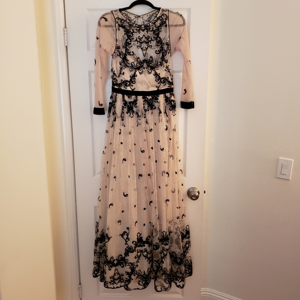 Adrianna Papell petite long sleeve maxi dress